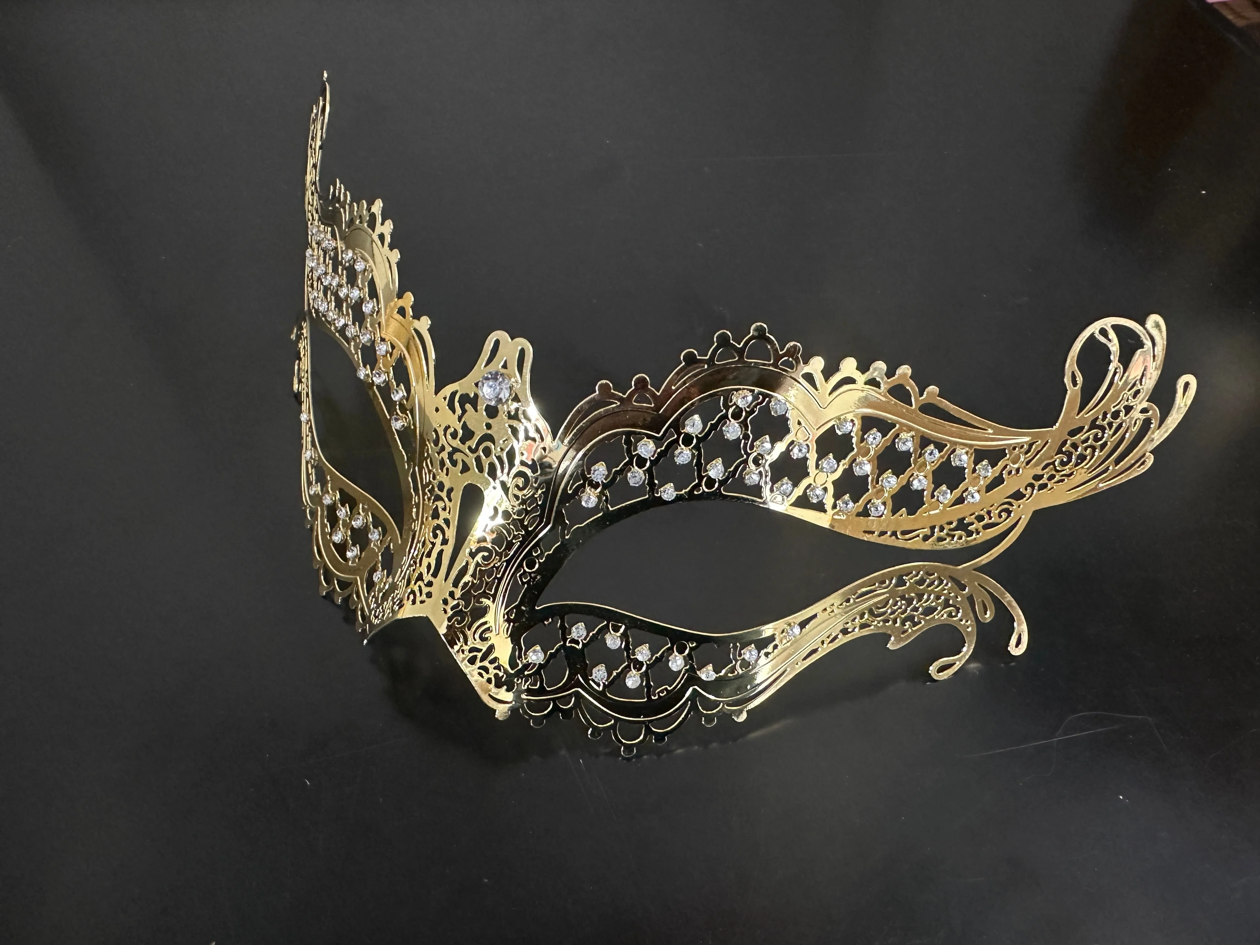 Vamp Diaries Masks - Gold